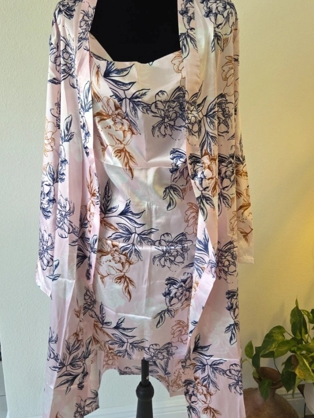 Satin Floral Chemise & Long Robe Set - Pink Floral - Picture 2 of 5